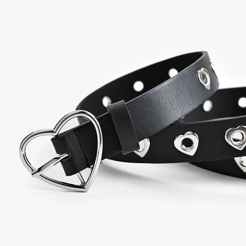 Rebel Yell™ Edgy Heart Buckle Belt