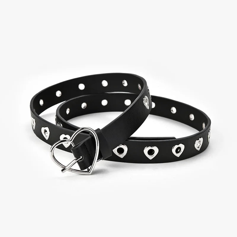 Rebel Yell™ Edgy Heart Buckle Belt